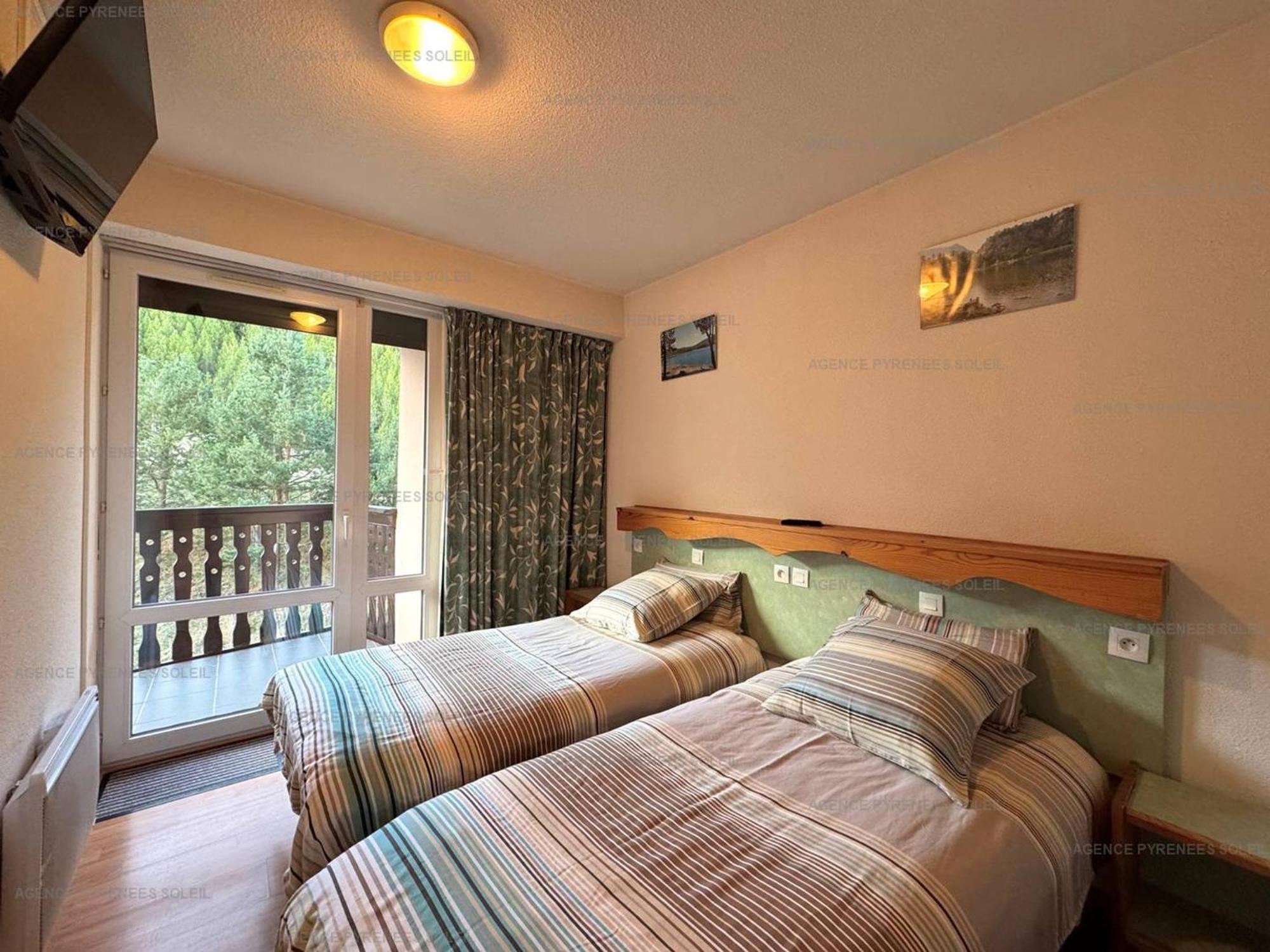 Appartement Les Angles, 3 pièces, 6 personnes - FR-1-295-183 Extérieur photo